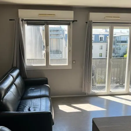 Cosy Disneyland Paris En Face De La Gare Rer Val D'europe *